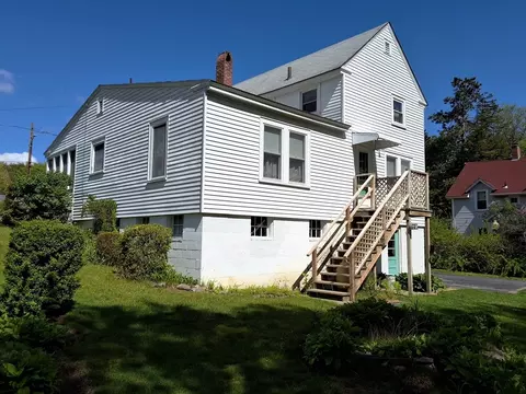 19 Clinton St, Ware, MA 01082 photo 5
