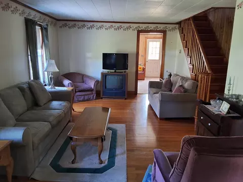 19 Clinton St, Ware, MA 01082 photo 18