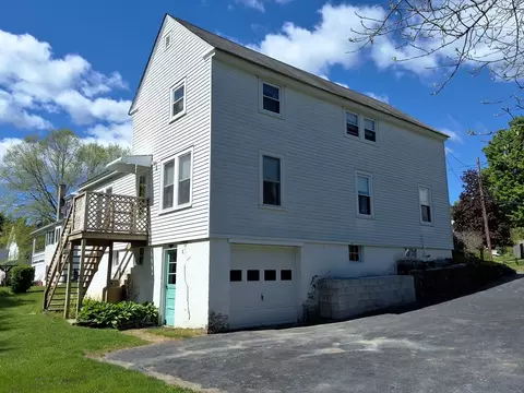 19 Clinton St, Ware, MA 01082 photo 3