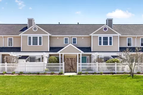 361 Tilden Commons Ln #361, Braintree, MA 02184