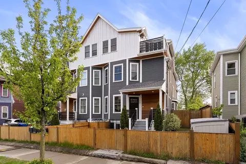 13 Belknap St #13, Arlington, MA 02474