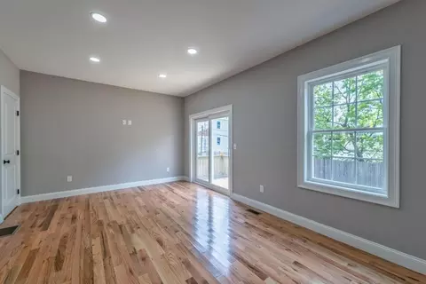 Living - 364 High St #0, Fall River, MA 02720 photo 1 of 4
