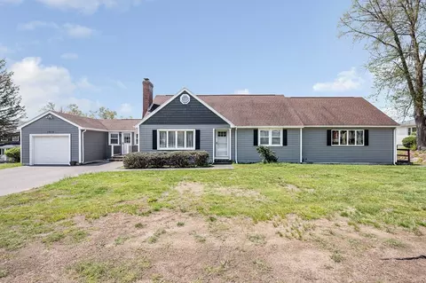 1470 Varnum Ave, Lowell, MA 01854