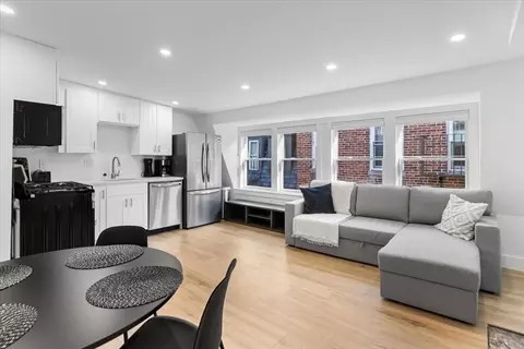 6 Goodwin Pl #4., Boston, MA 02114