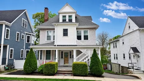 7 Harriet Ave #7, Belmont, MA 02478