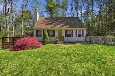 305 W Pelham Rd, Shutesbury, MA 01072