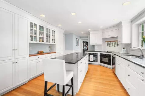 12 Greystone Rd, Dover, MA 02030 photo 9