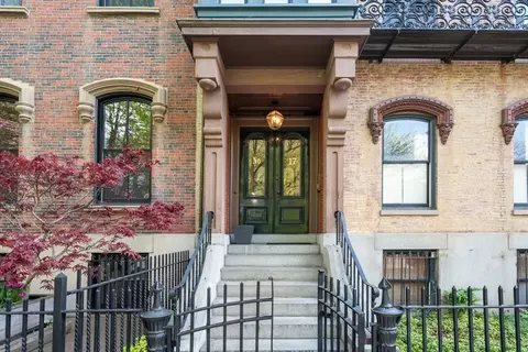 17 Monument Sq #2, Boston, MA 02129