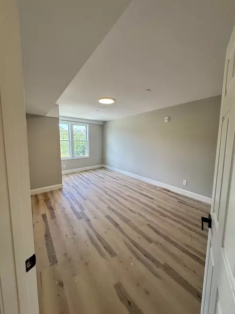 Bedroom - 605 Millbury St, Worcester, MA 01604 photo 3 of 10