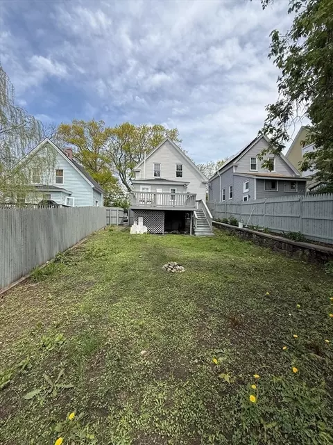 Exterior - 5 Lyman St, Worcester, MA 01603 photo 2 of 3