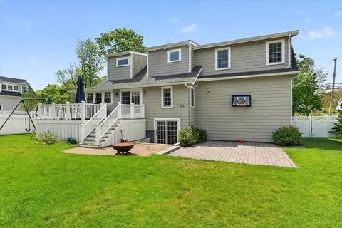 11 Planters Field Ln, Hingham, MA 02043 photo 35