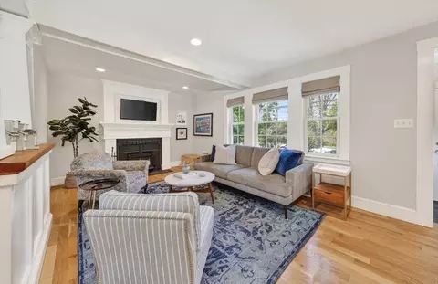 11 Planters Field Ln, Hingham, MA 02043 photo 4