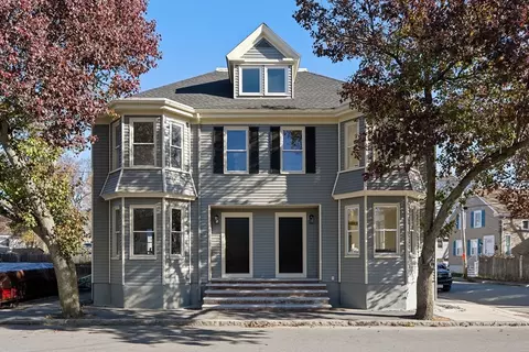 18 Balcomb St, Salem, MA 01970