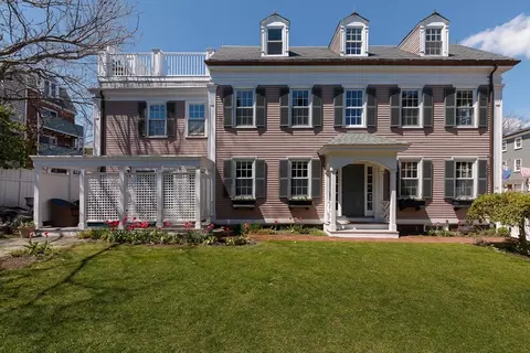 78 Warren St, Charlestown, MA 02129