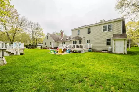 Exterior - 13 Bow Dr, Acushnet, MA 02743 photo 5 of 14