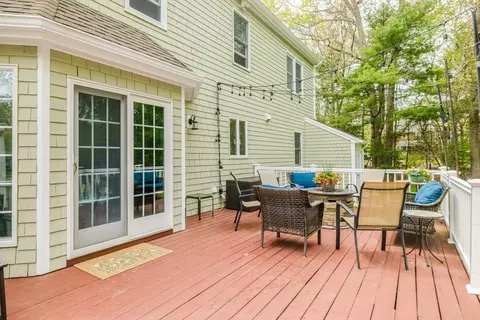 Exterior - 13 Bow Dr, Acushnet, MA 02743 photo 8 of 14