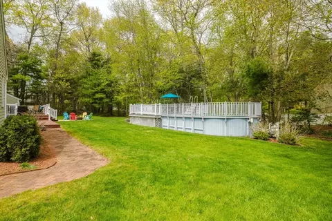 Exterior - 13 Bow Dr, Acushnet, MA 02743 photo 4 of 14