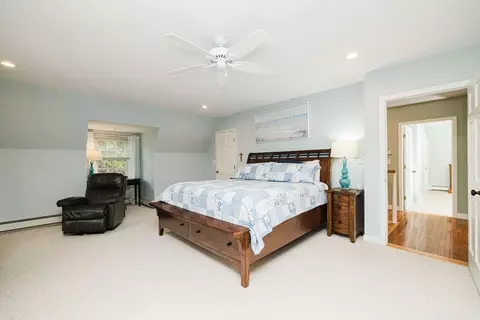 Bedroom - 13 Bow Dr, Acushnet, MA 02743 photo 5 of 6
