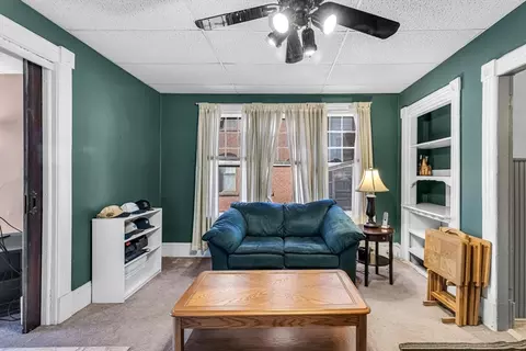 Living - 18 Wendell Pl, Springfield, MA 01105 photo 4 of 4