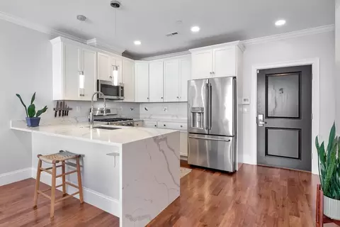 87 Medford St #407, Medford, MA 02155