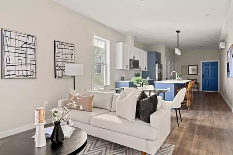 28 Hansborough St #5, Boston, MA 02124