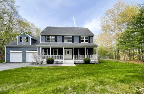 44 New Boston Rd, Dudley, MA 01571