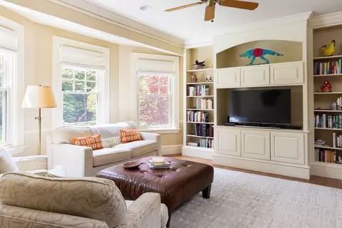 Living - 68 Dudley St, Brookline, MA 02445 photo 2 of 2