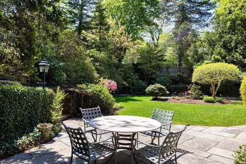 Exterior - 68 Dudley St, Brookline, MA 02445 photo 6 of 7