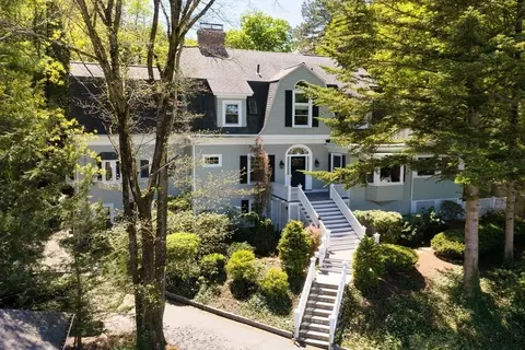 Exterior - 68 Dudley St, Brookline, MA 02445 photo 2 of 7