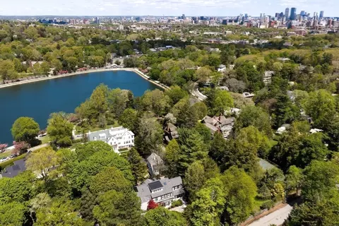 View/Area - 68 Dudley St, Brookline, MA 02445 photo 3 of 3
