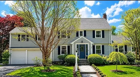 106 Annawan Rd, Newton, MA 02468