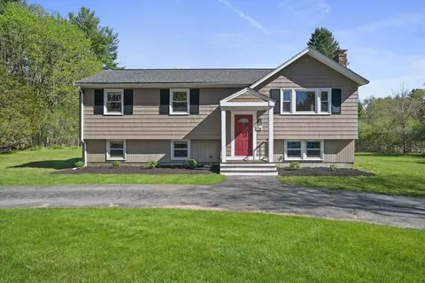 178 Morse St, Sharon, MA 02067