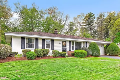 29 Temi Rd, Hudson, MA 01749