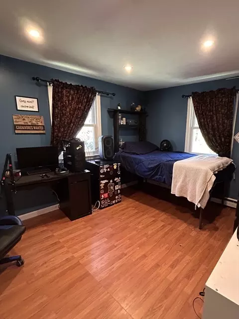 Bedroom - 21 Dinahs Way, Wareham, MA 02571 photo 2 of 5