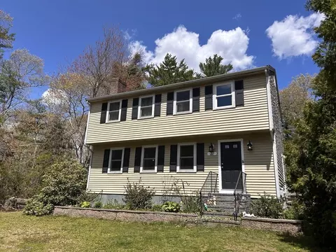 21 Dinahs Way, Wareham, MA 02571