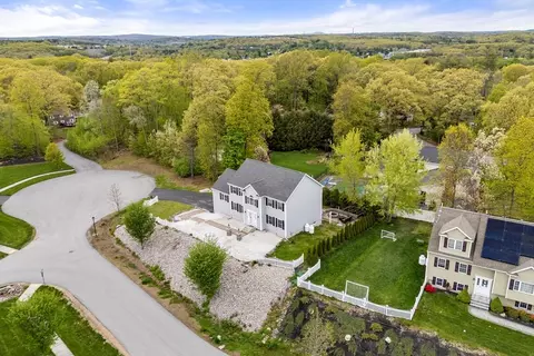 3 Moore Dr, Millbury, MA 01527