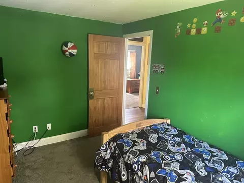 Bedroom - 20 Keddy St, Springfield, MA 01109 photo 4 of 6