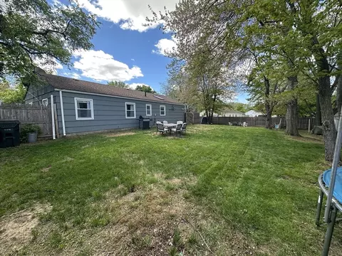 Exterior - 20 Keddy St, Springfield, MA 01109 photo 6 of 7