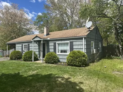 20 Keddy St, Springfield, MA 01109