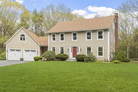 5 Blueberry Hill Ln, Westminster, MA 01473