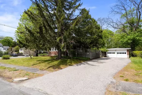 Exterior - 106 Central St, Hingham, MA 02043 photo 10 of 10