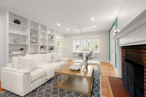 Living - 106 Central St, Hingham, MA 02043 photo 1 of 4