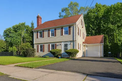 103 Field Rd, Longmeadow, MA 01106