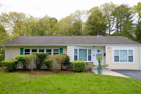 12 Westwood Ter, Westwood, MA 02090