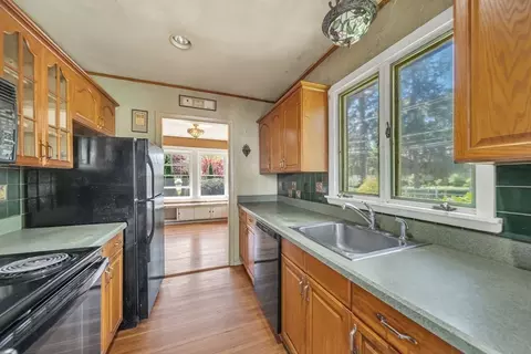 Kitchen - 72 Marked Tree Rd, Needham, MA 02492 photo 1 of 2