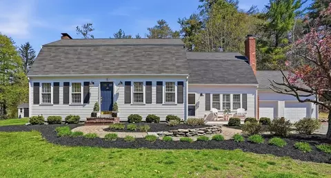15 Masthead Dr, Norwell, MA 02061