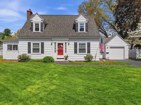 14 Delwood Rd, Chelmsford, MA 01824