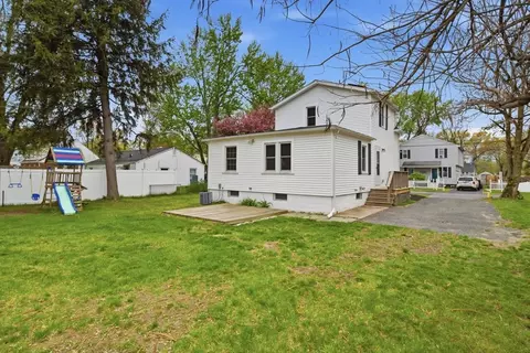 Exterior - 111 Methuen St, Springfield, MA 01119 photo 6 of 10
