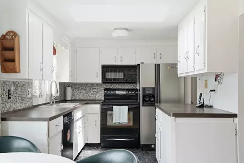 Kitchen - 94 Edgewater Dr, Wareham, MA 02571 photo 1 of 4