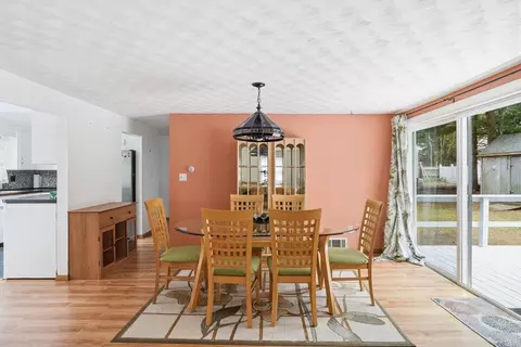Dining - 94 Edgewater Dr, Wareham, MA 02571 photo 5 of 5